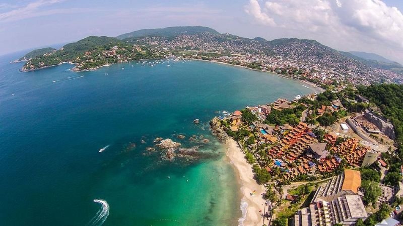 Sun Country Airlines Zihuatanejo Office in Mexico