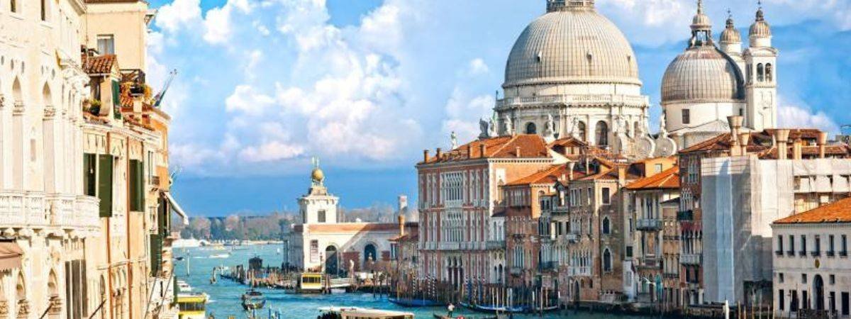 Turkish Airlines Venice Office in Italy