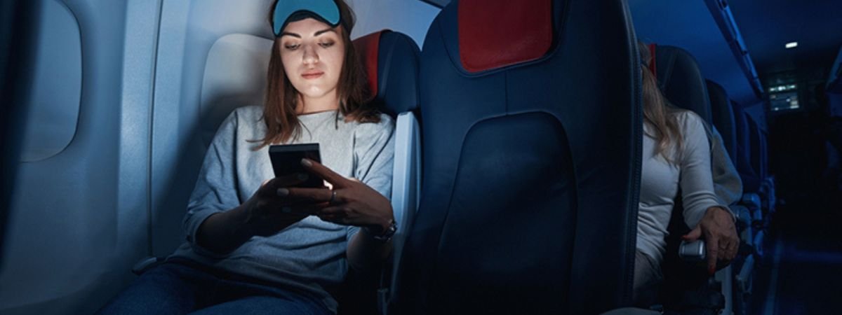 Understanding a Red Eye Flight: Pros, Cons, and Tips