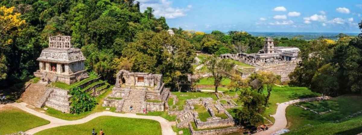 Magnicharters Airlines Palenque Office in Mexico