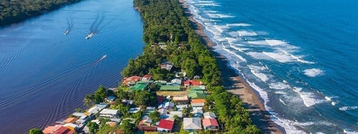 Sansa Airlines Tortuguero Office in Costa Rica